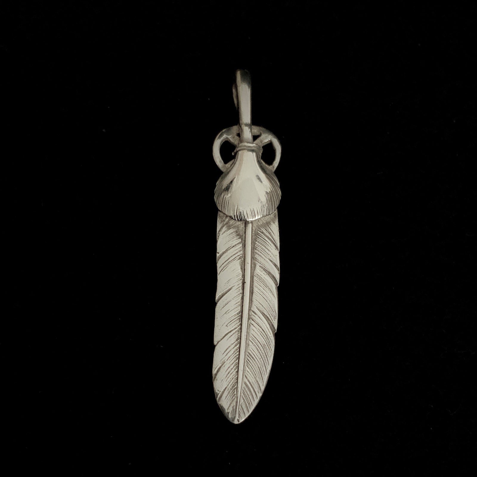 Heart Wheel Feather - Silver | Goros Authorized Dealer