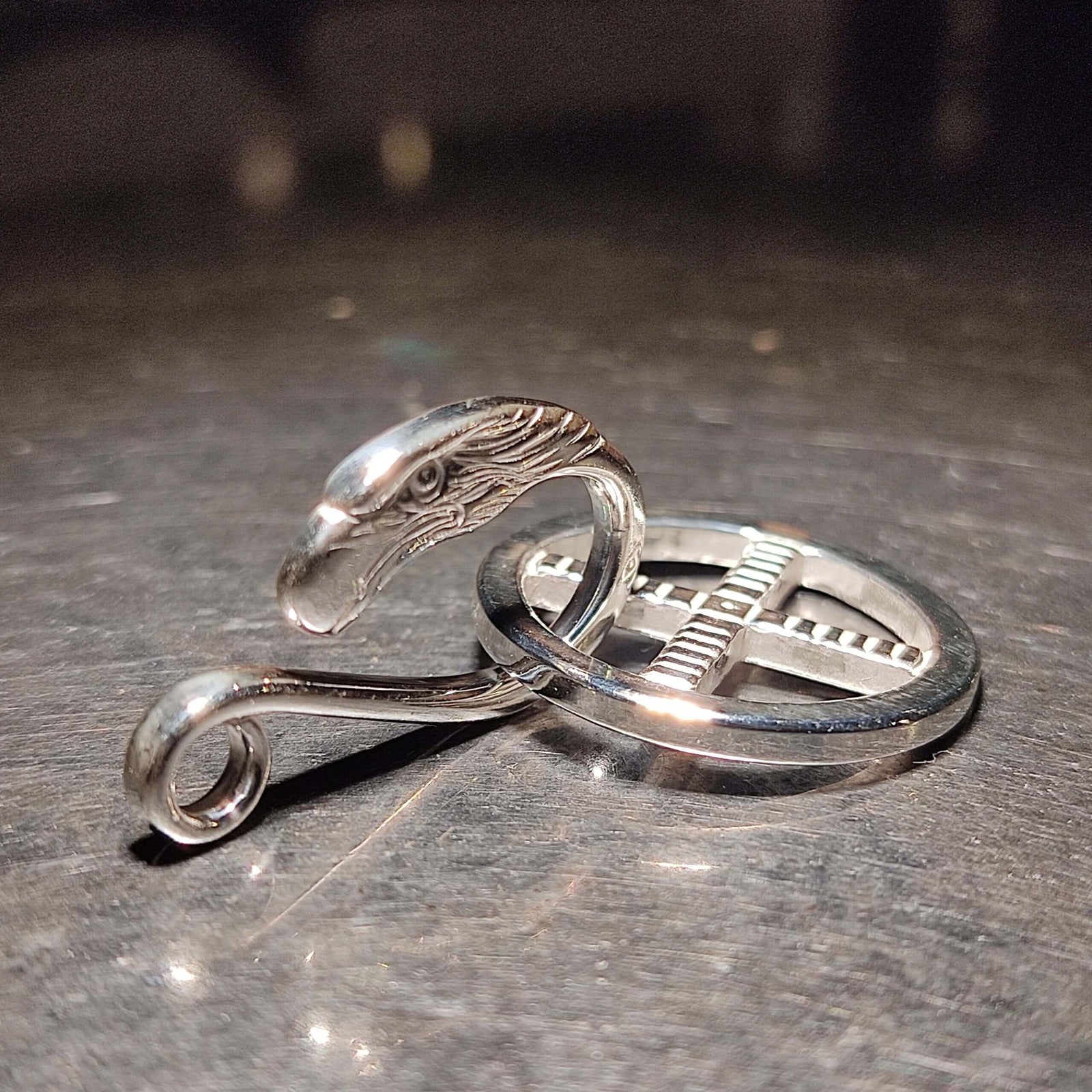 Ken Kikuchi Chain Hook