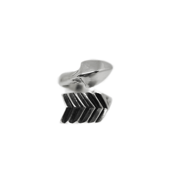 CODY SANDERSON Single Arrow Ring シングルアロー Cody Sanderson Twisted Arrow Ring - Native Feather | 日本のGoro's