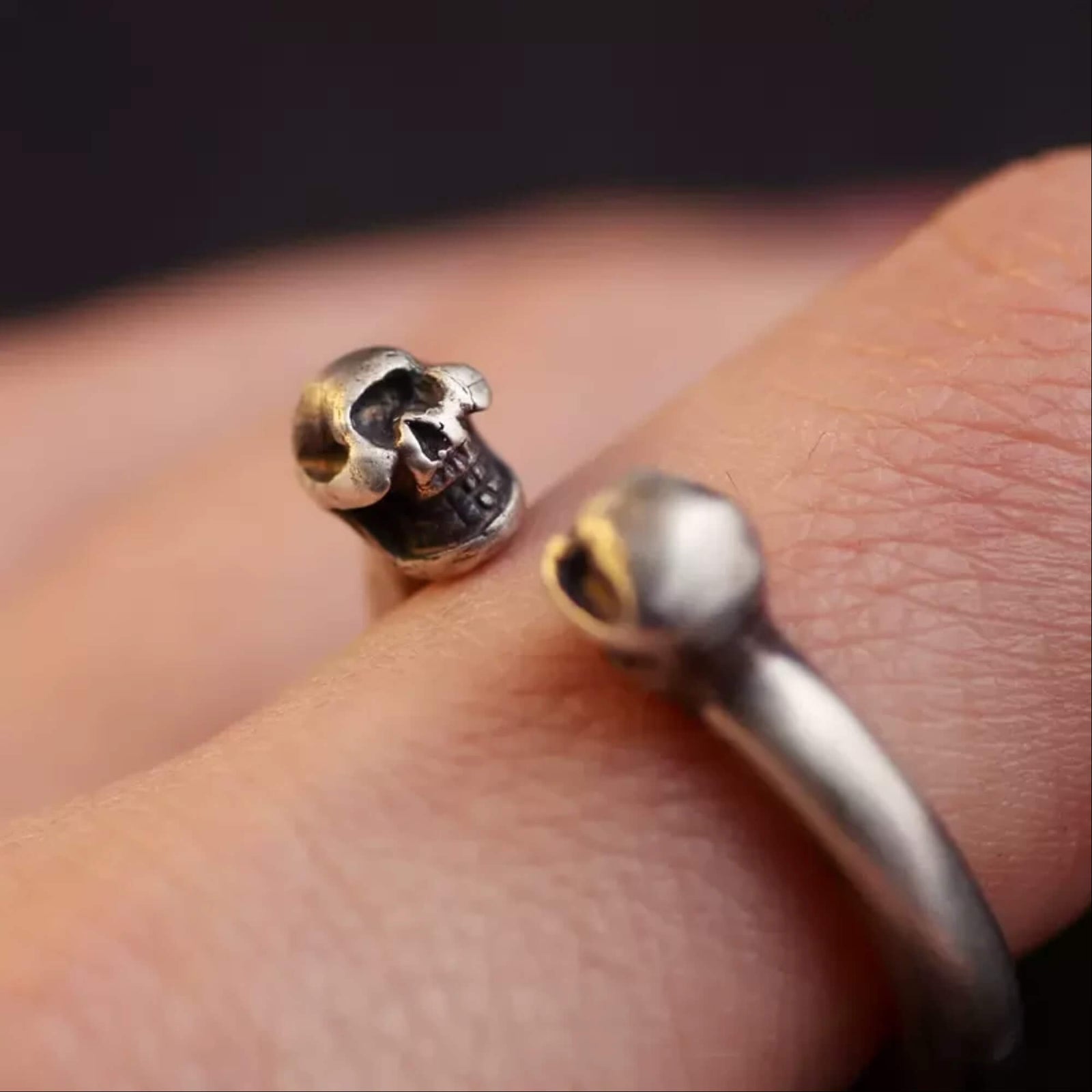 Stop Light Co SV 2 Skull Ring - Native Feather | 日本の