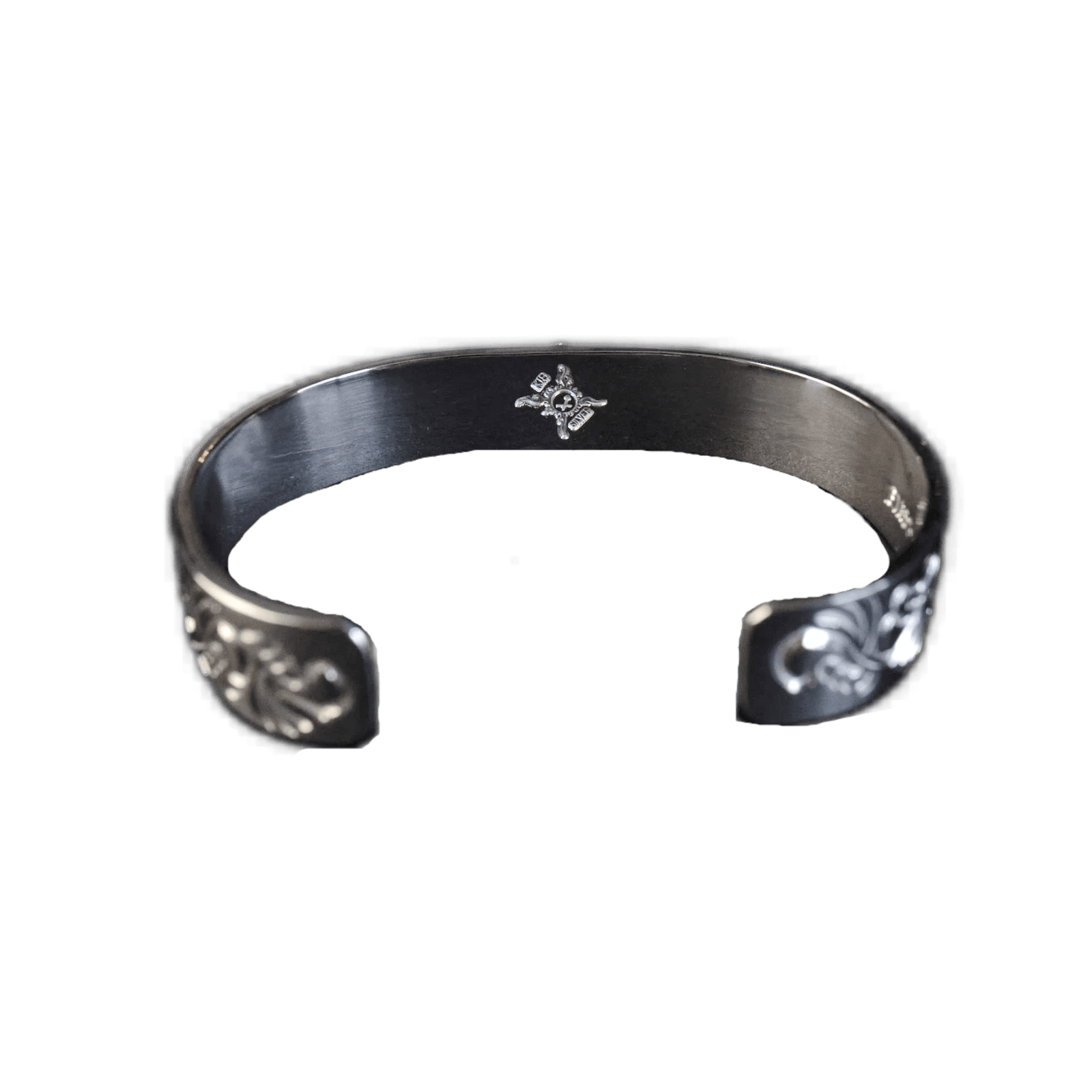 First Arrow&#39;s 12mm Arabesque Bangle with 18k Gold Sakura Flower