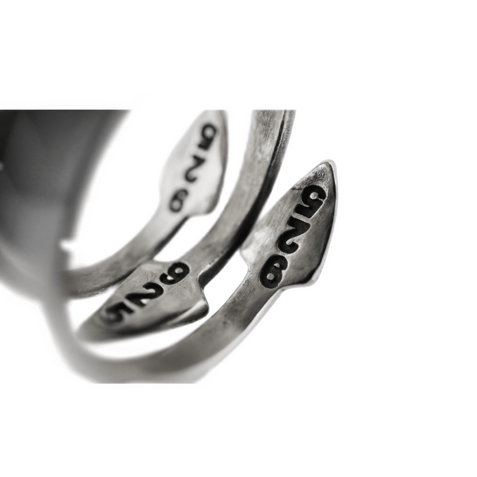 Cody Sanderson 3 Arrows Ring - Native Feather | 日本のGoro's専門店 Cody Sanderson 3 Arrows Ring - Native Feather | 日本のGoro's専門店