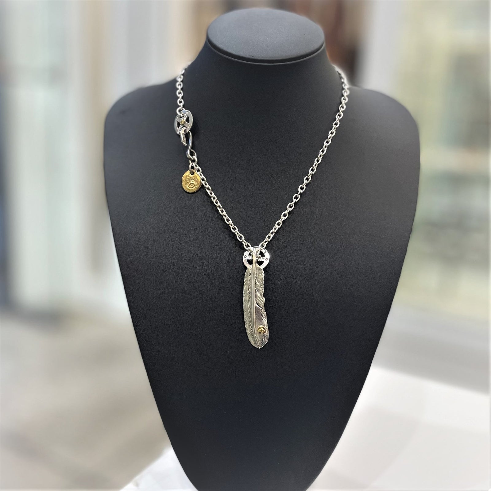 Goros Feather With Metal (Left) (Xl) Setup