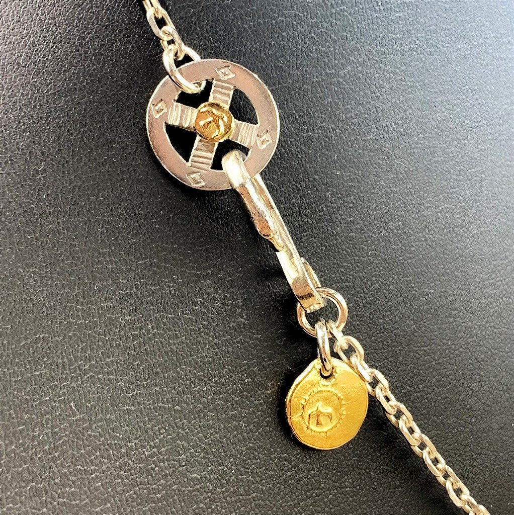 Goros Silver Top Feather (Left) (Xl) &amp; Feather With Metal (Right) (Xl) Setup