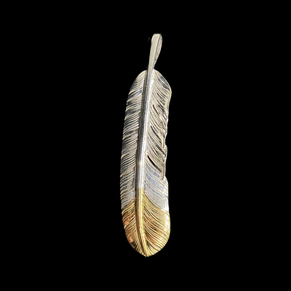 Goros Gold Tip Feather - Facing Left