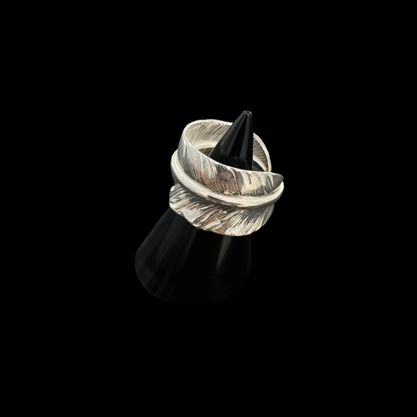 Goros Feather Ring With Metal - Silver And Gold