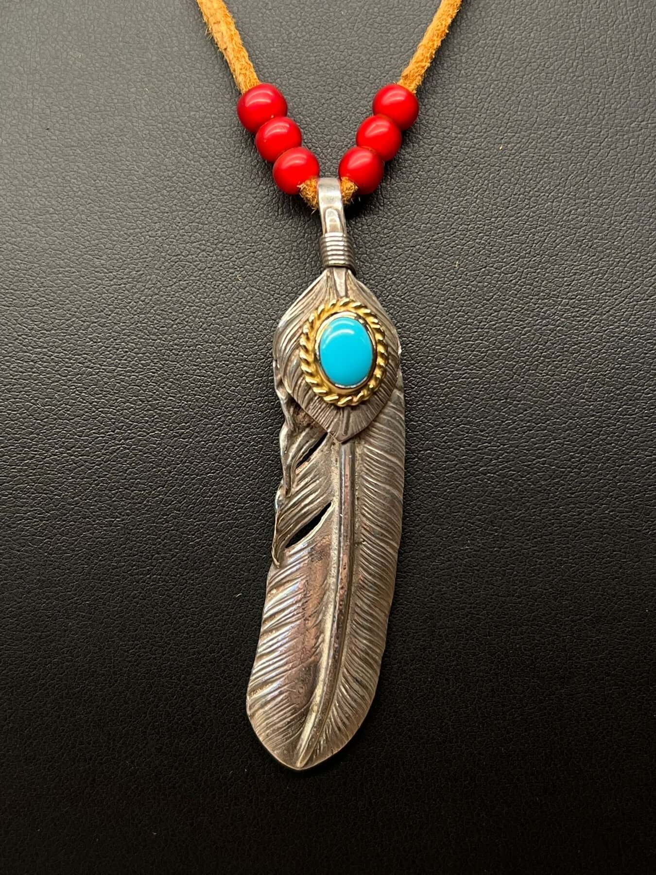 Goros Silver Top Gold Rope Turquoise Feather Setup