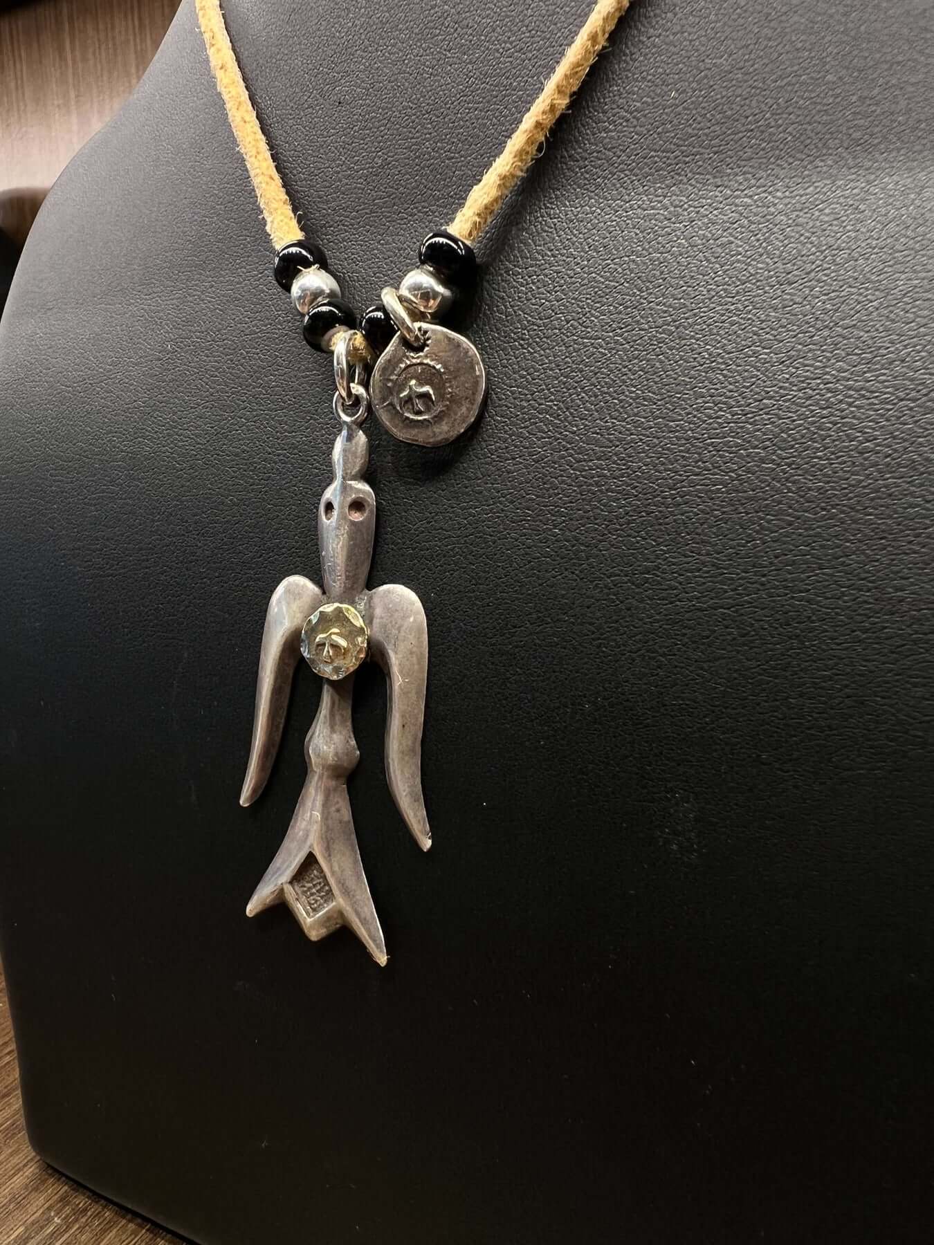 Goros Bird Pendant Setup