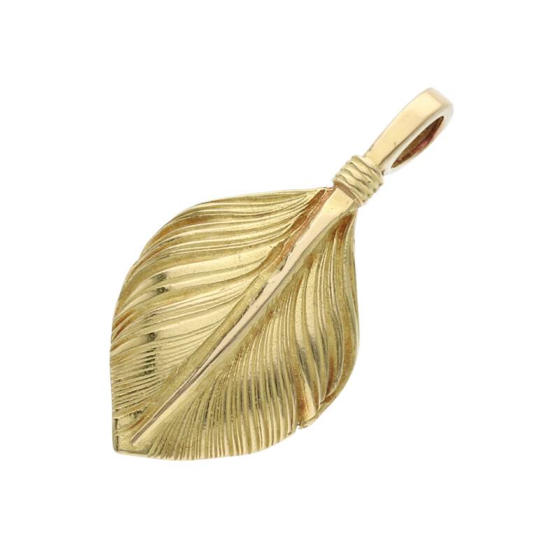 Gold Heart Pendant - Facing Right | Goro&#39;s Native Feather Authorized Dealer