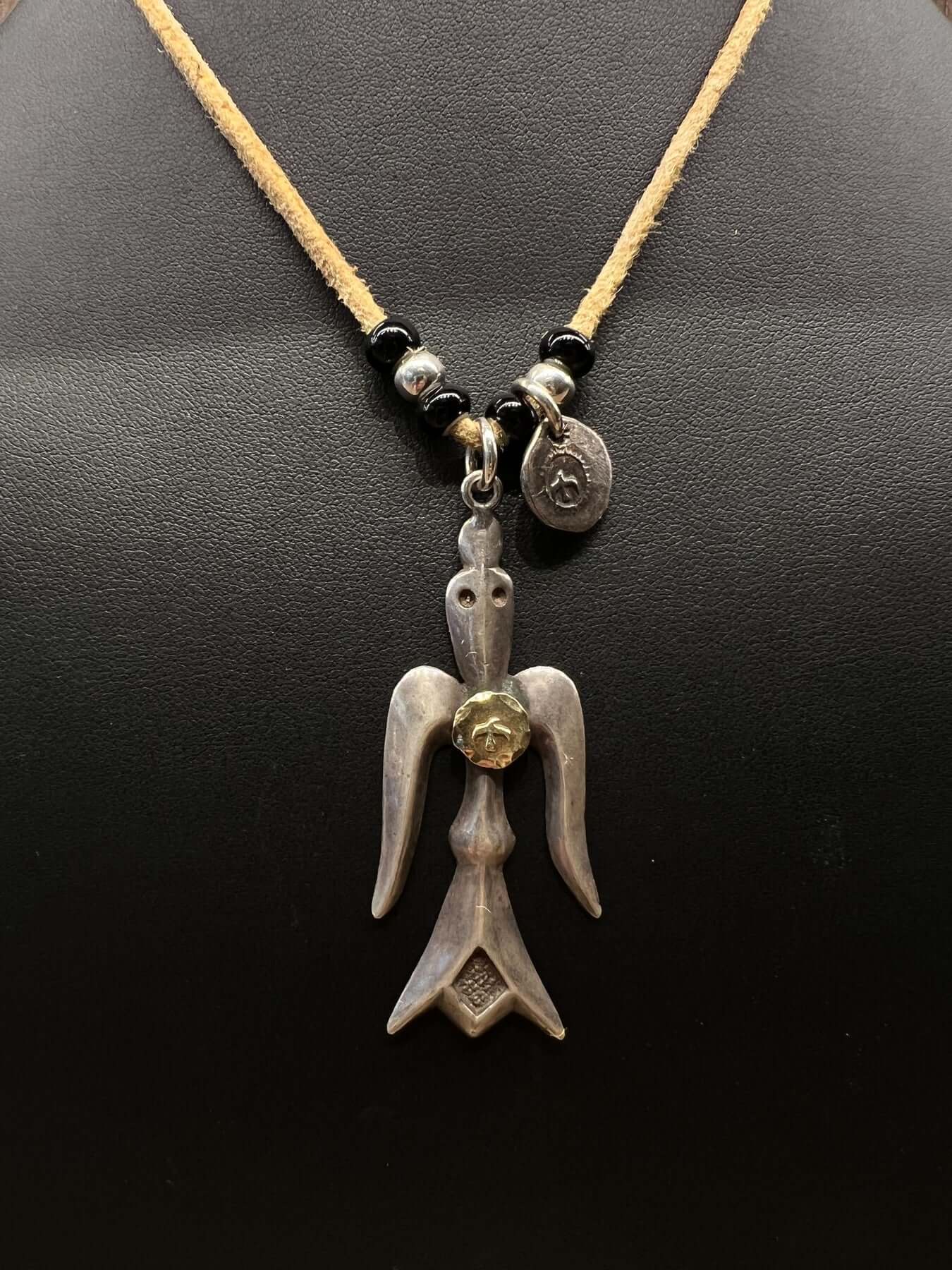 Goros Bird Pendant Setup