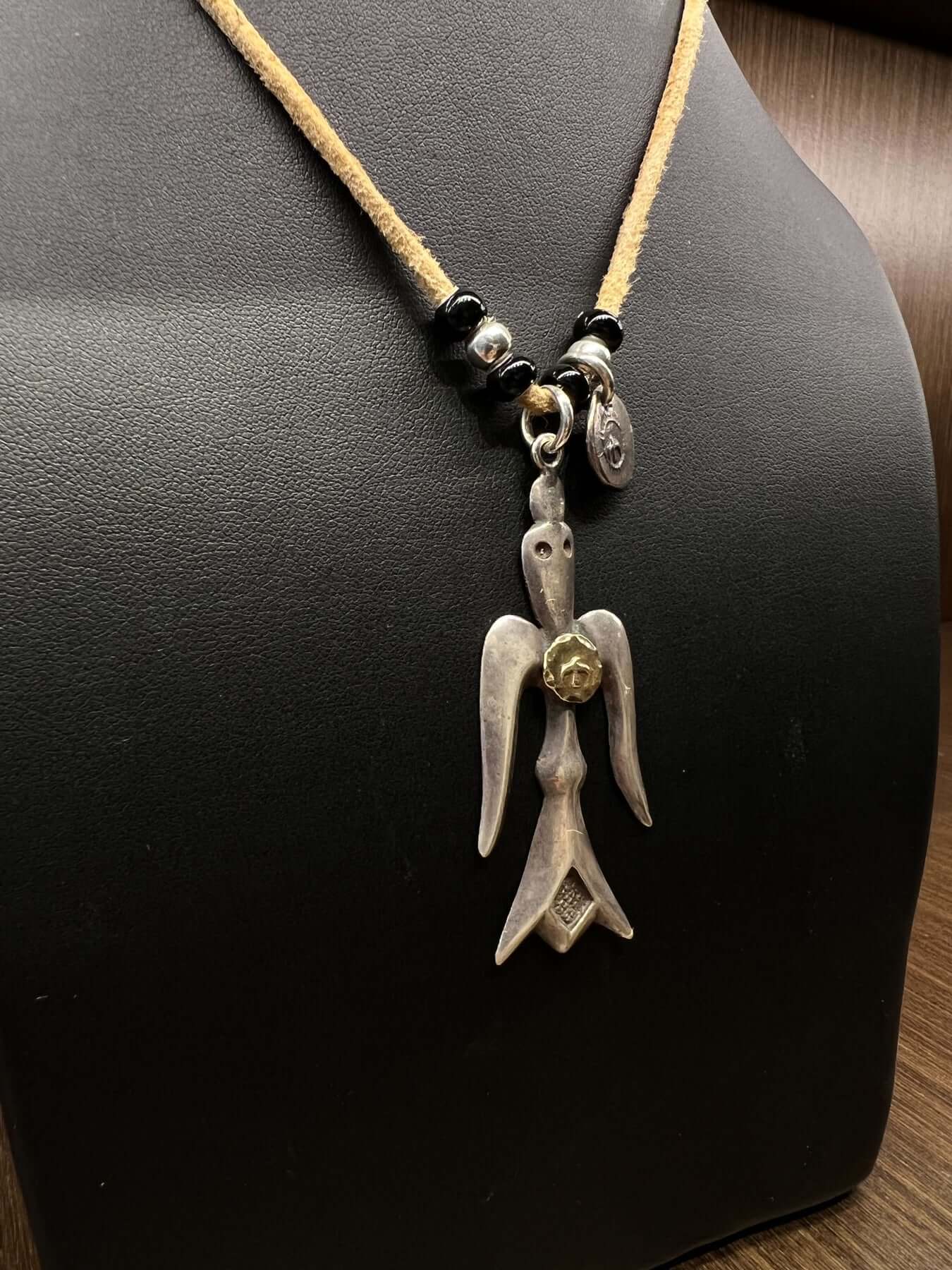 Goros Bird Pendant Setup