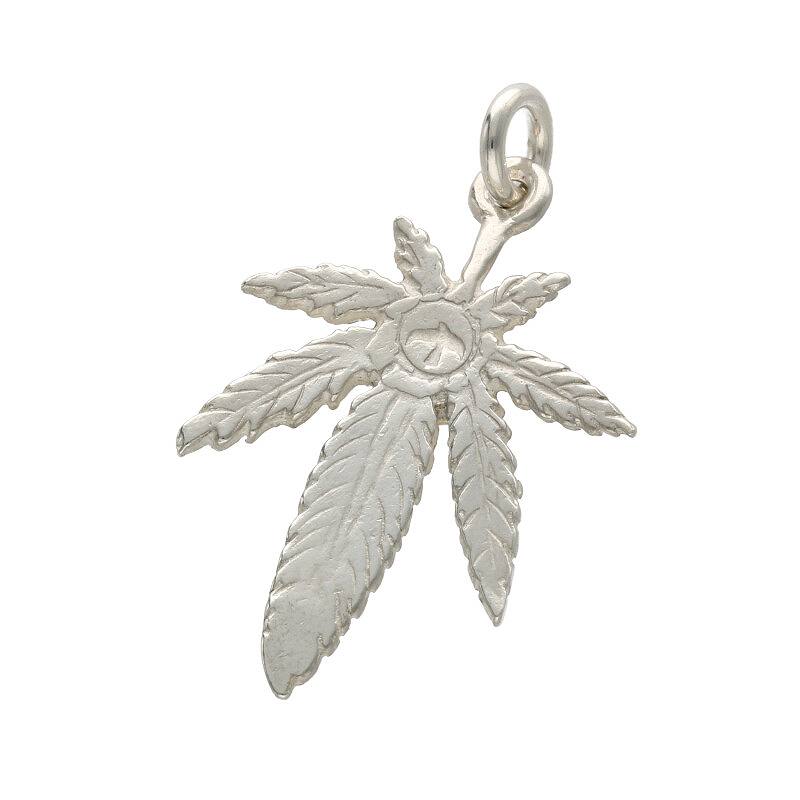 Silver Grass Pendant with K18 Gold-Large  | Goro&#39;s Authorized Dealer