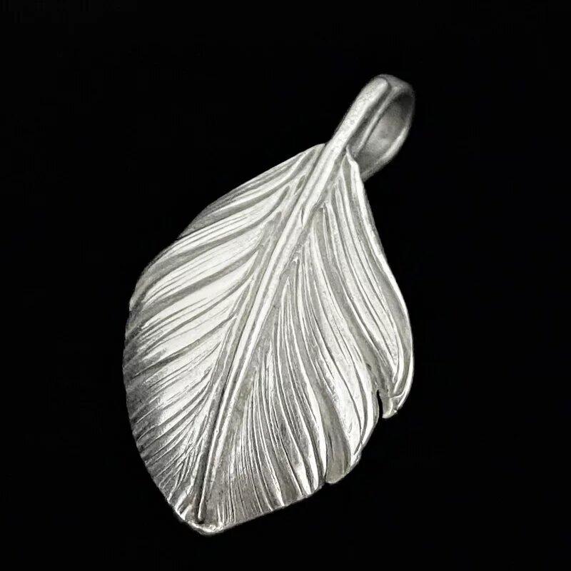 Silver Heart Pendant-Facing left  | Goro&#39;s Feather Authorized Dealer