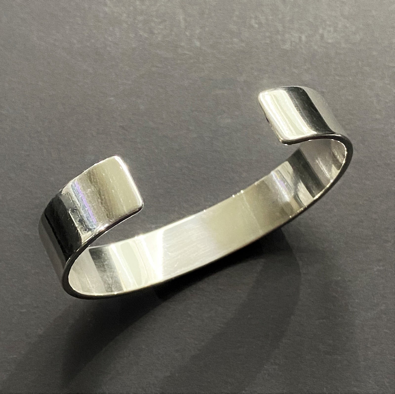 Bracelet with Flattened Design - Silver and Gold | Goro&#39;s Feather Authorized Dealer