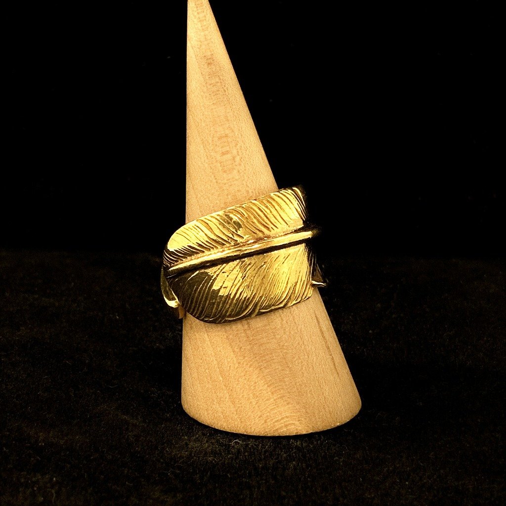 Feather Ring with Metal - Gold | Goro&#39;s Native Feather Authorized Dealer