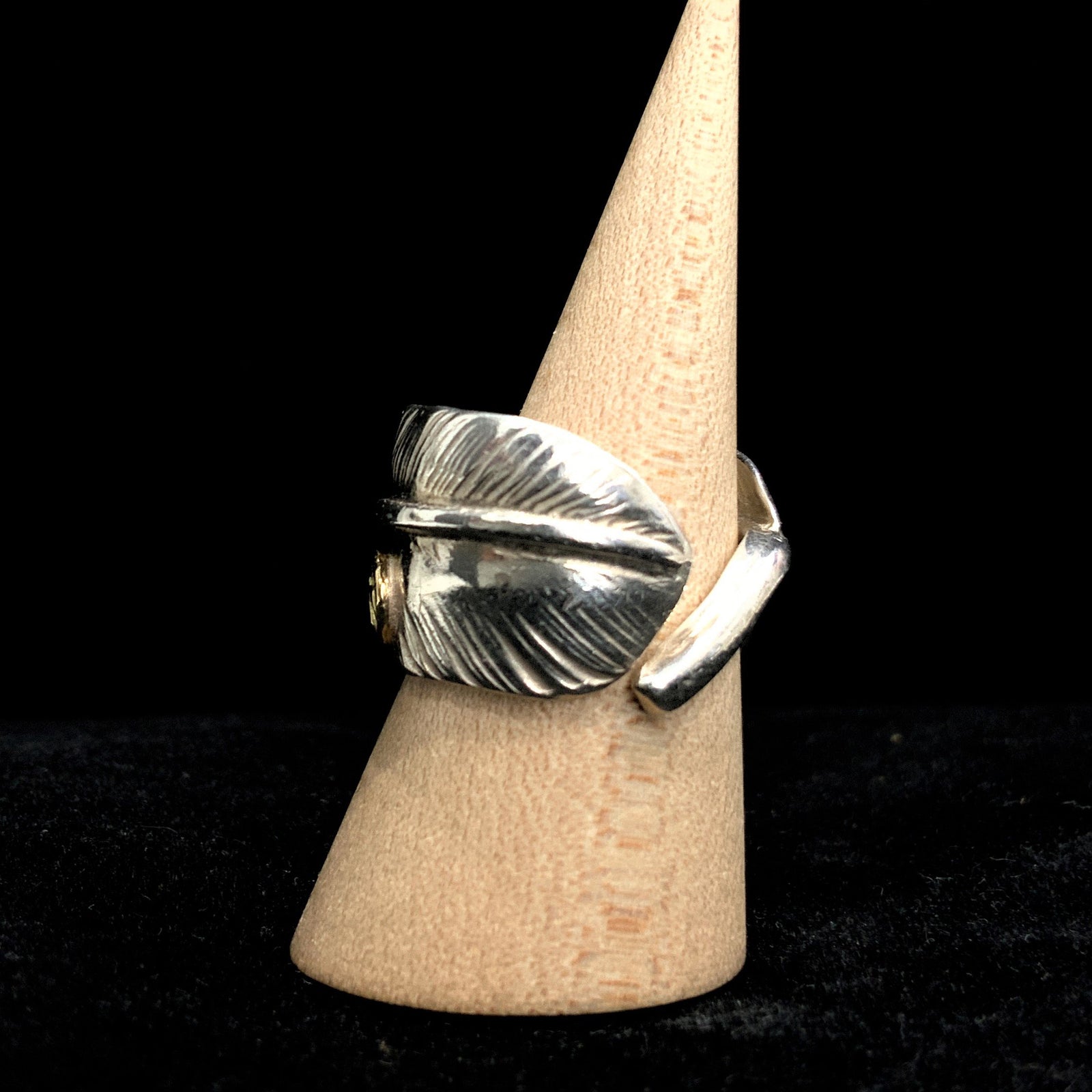 Feather Ring with Metal: S/G - Native Feather | 日本のGoro's専門店