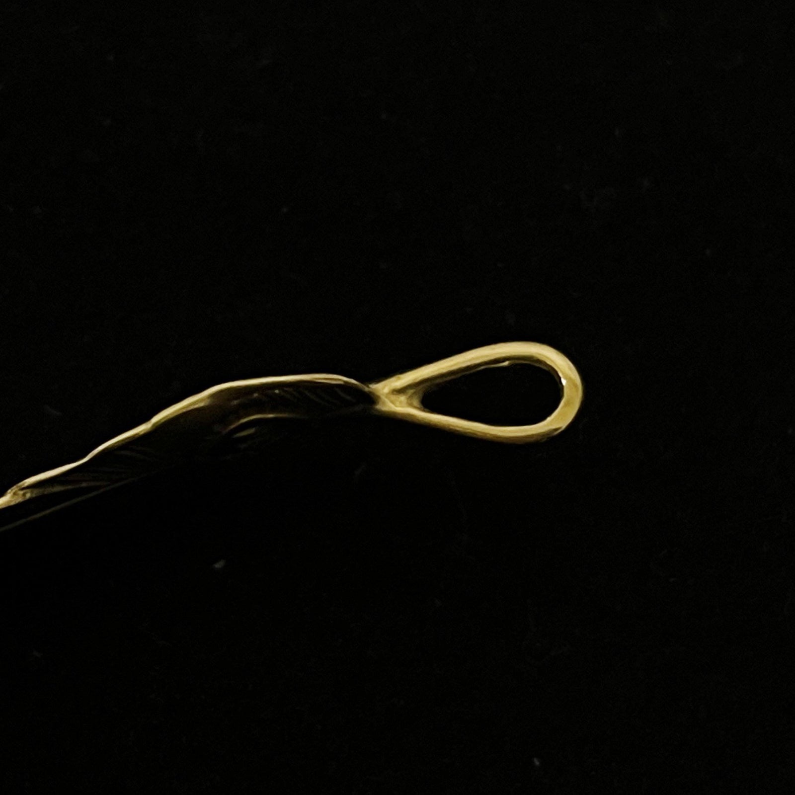 Gold Feather - Facing Left | Goro&#39;s Feather Authorized Dealer