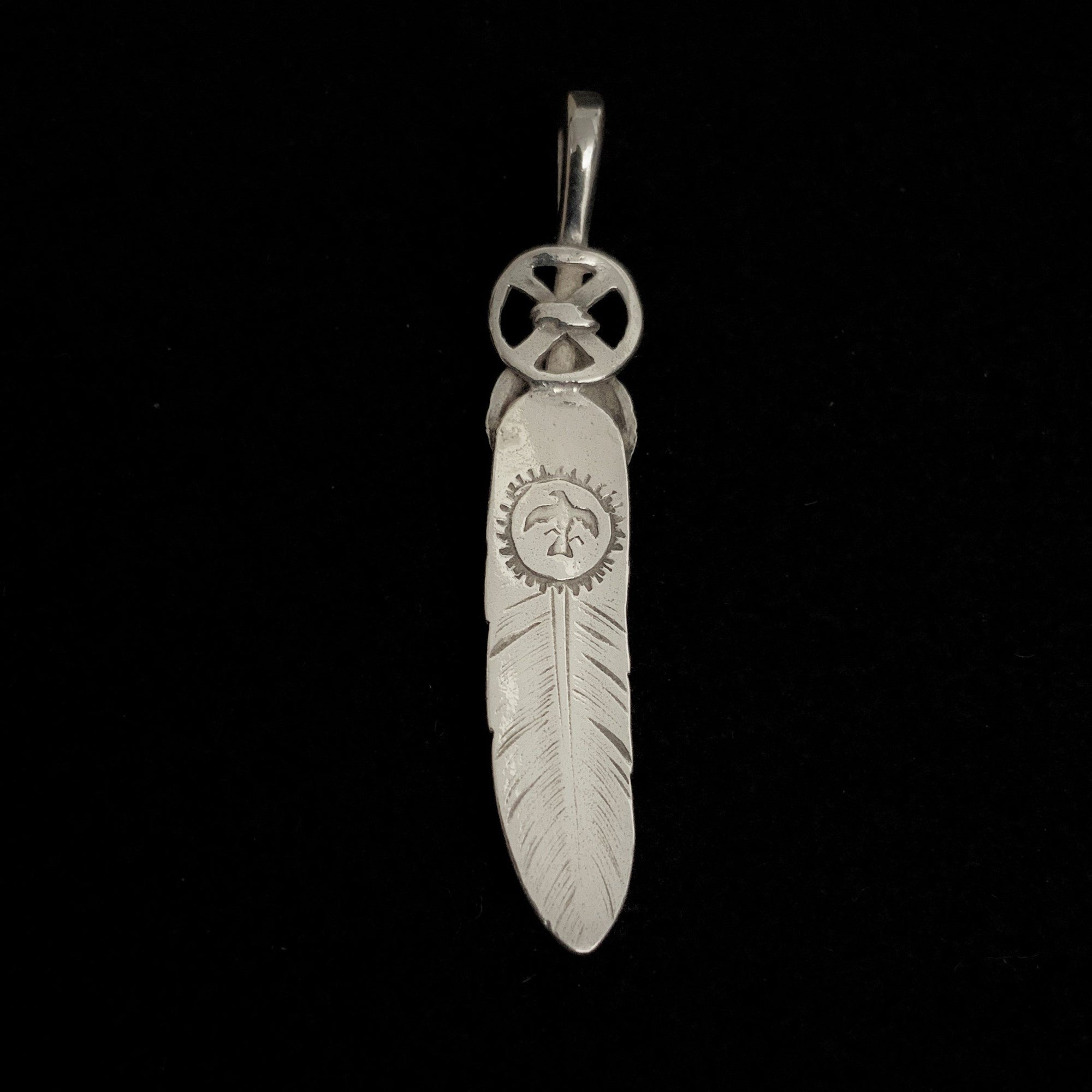 Heart Wheel Feather - Silver | Goro&#39;s Feather Authorized Dealer