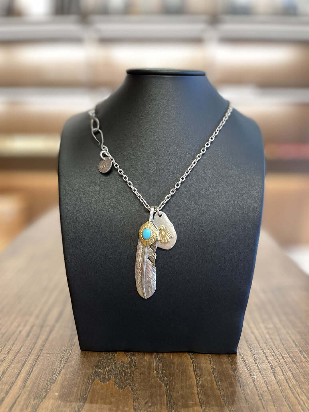 Goros Gold Top Turquoise Feather With Metal Pendant Setup