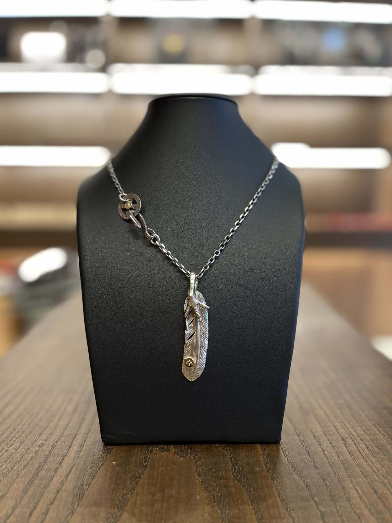 アクセサリー Japanese Leather Stone Feather Necklace Japanese Leather Stone Feather Necklace