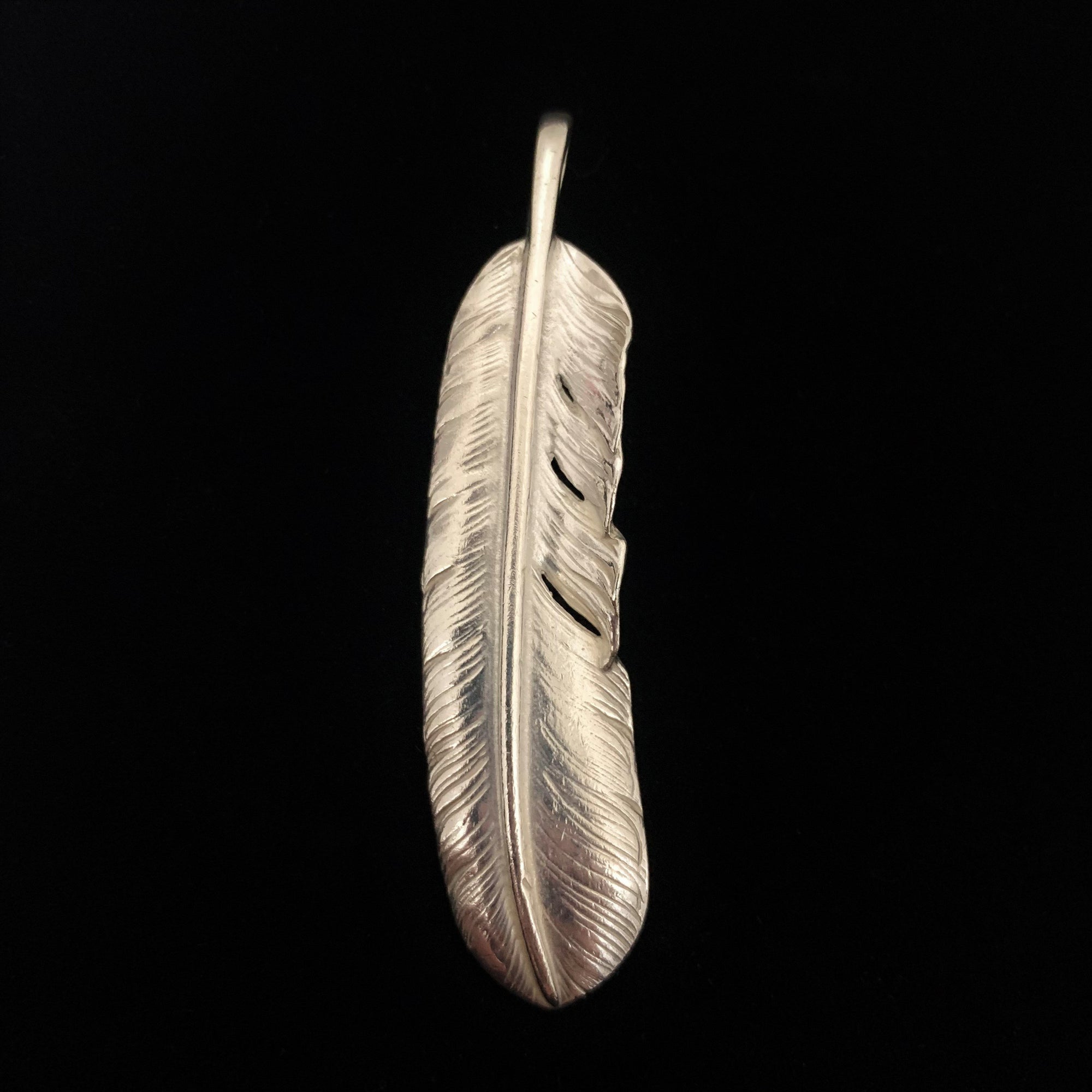 Plain Feather - Facing Left | Goros Authorized Dealer