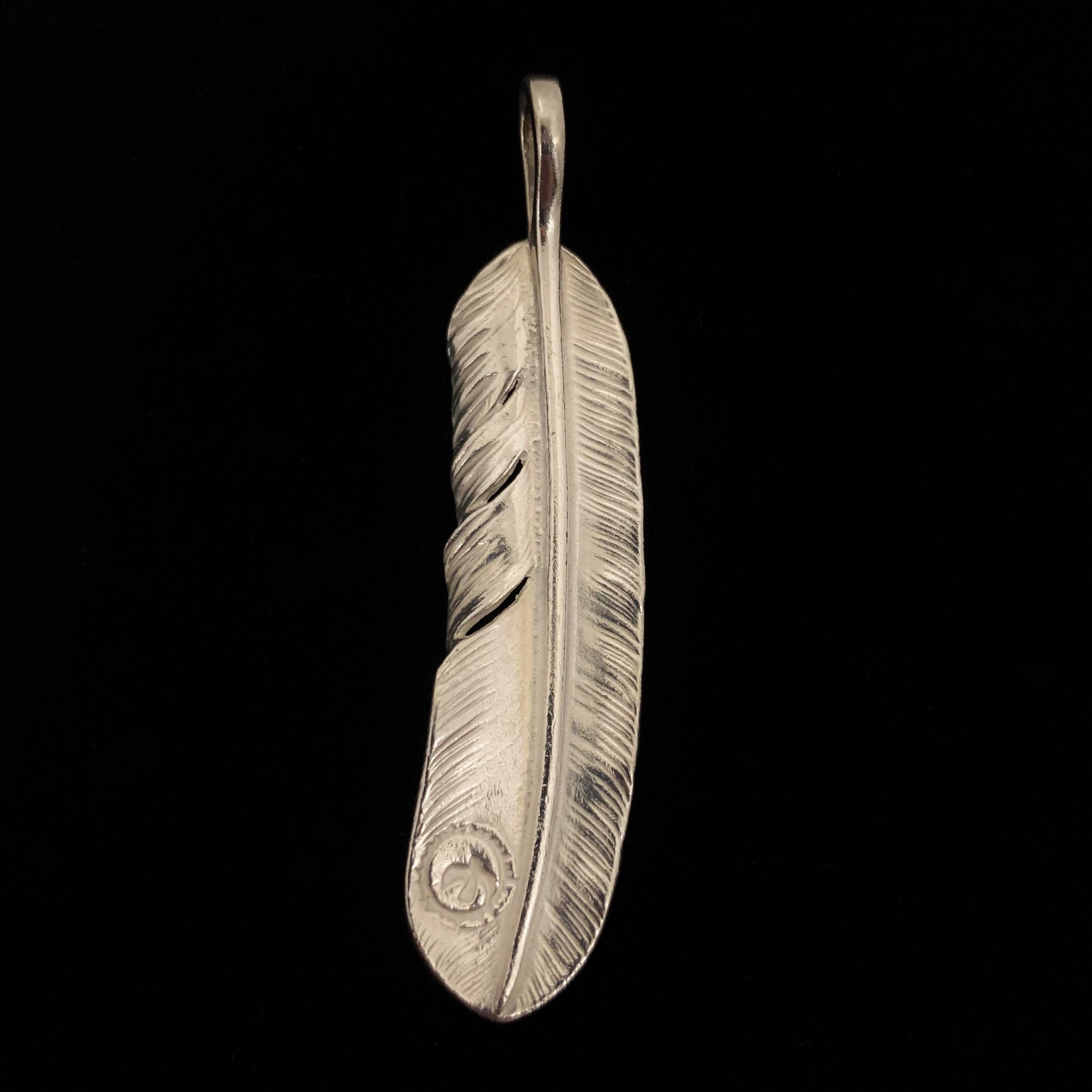 Plain Feather - Facing Left | Goros Feather Authorized Dealer