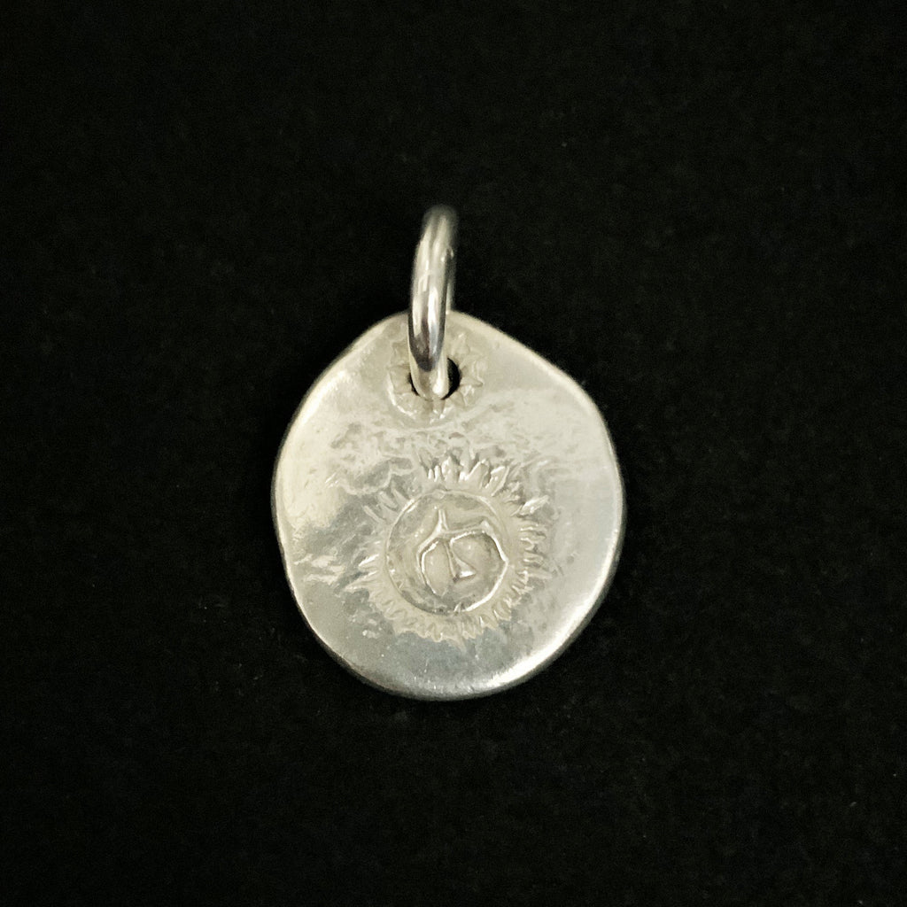 SilverSunMetalPendant-
