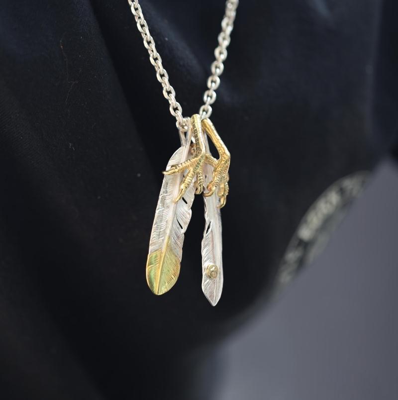 Double Feather with Gold Claw Setup | Goro&#39;s Feather Authorized Dealer