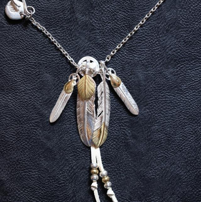 Heart Wheel Feather and Gold Top Feather Setup | Goro&#39;s Feather Authorized Dealer