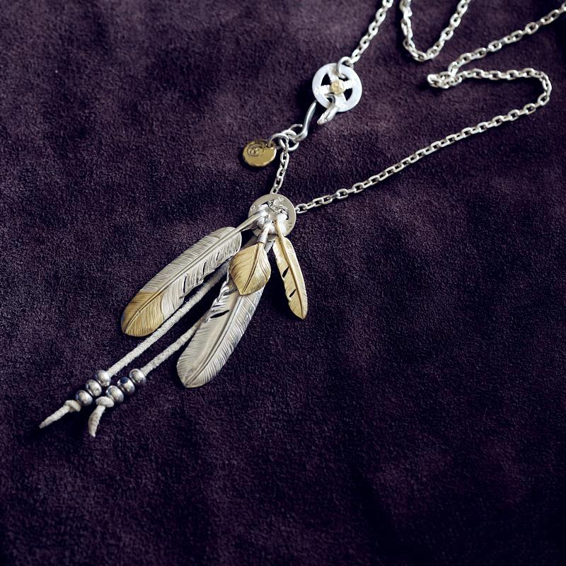 Gold Top Gold Tip Feather and Gold Feather Setup | Goro&#39;s Jewelry Authorized Dealer