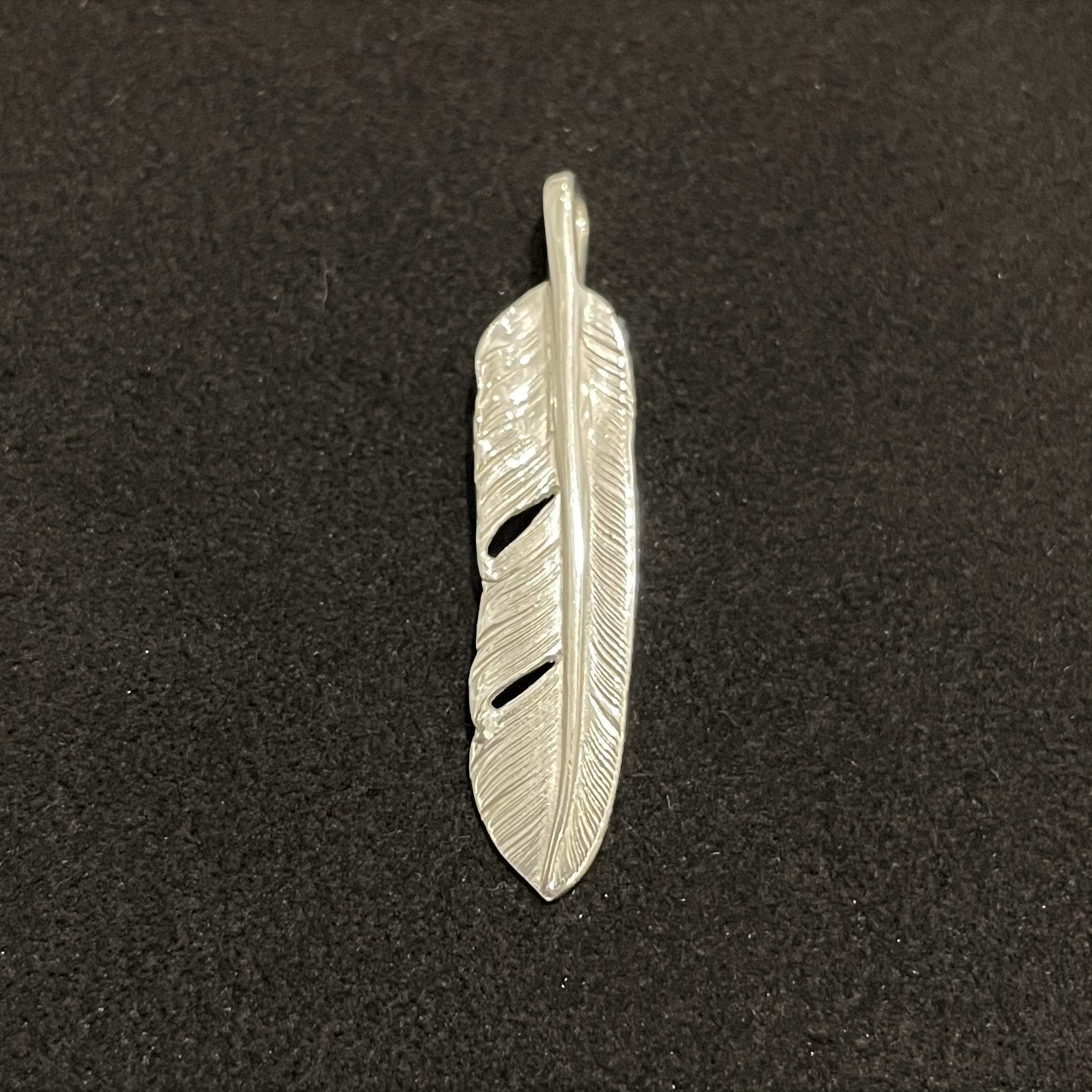 Silver Feather-Facing Right  | Goros Authorized Dealer